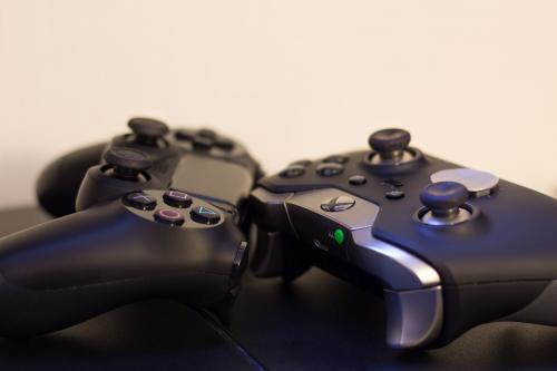 PS5 vagy Xbox: vajon melyik konzol jobb a kettő közül?